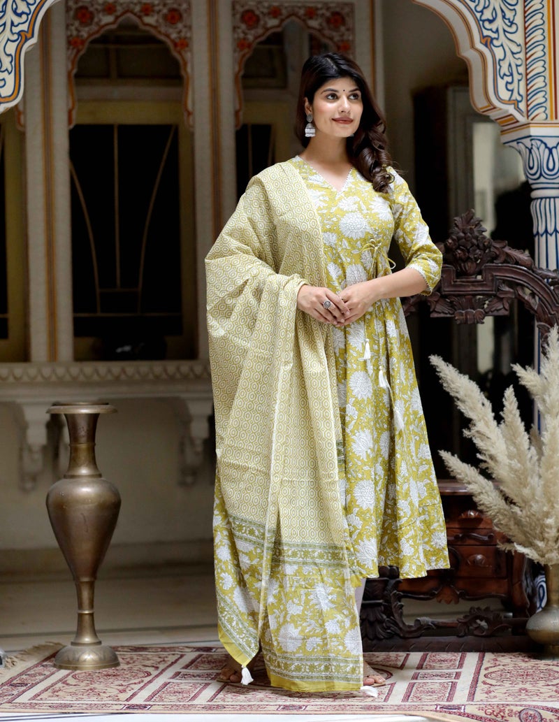 Miravan Floral Print Cotton Anarkali Kurta with Dupatta for Women - Image 2